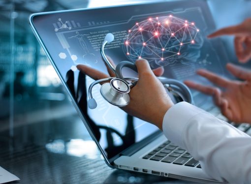 Teknolojinin Getirdiği Yüksek Değişim Hızı Sağlık Dünyasını Nasıl Etkileyecek?