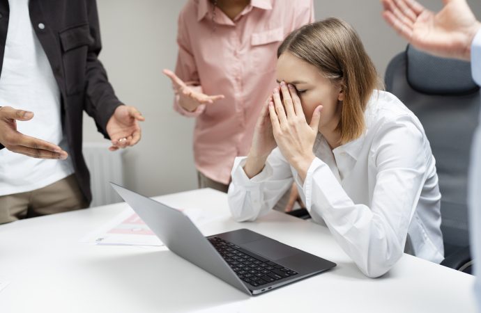 Çalışma Hayatında Kadına Yönelik  Psiko-Sosyal Baskılar