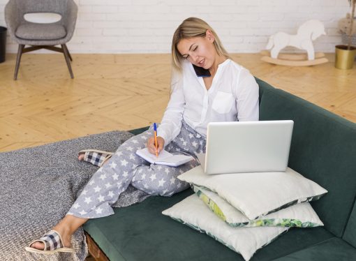 Bir Psikososyal Risk Faktörü Olarak Evden Çalışma:  Altın Kafes mi, Özgürlük mü?